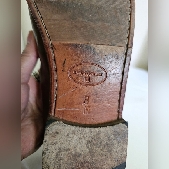 Bruno Magli Brown Leather Shoe. Size 8 M - Picture 12 of 12